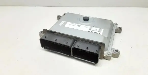 Volvo S80 Engine control unit/module 30646931 2797009170