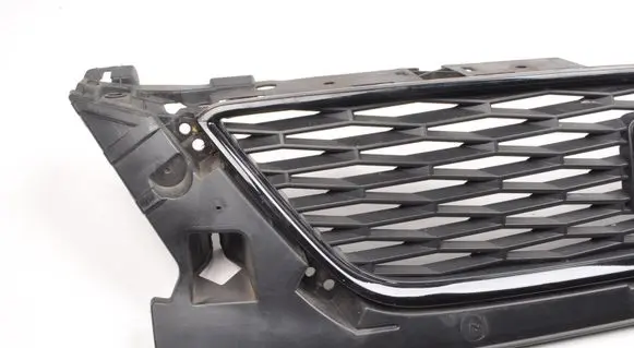 Seat Leon (5F) Front grill 5F0853654F