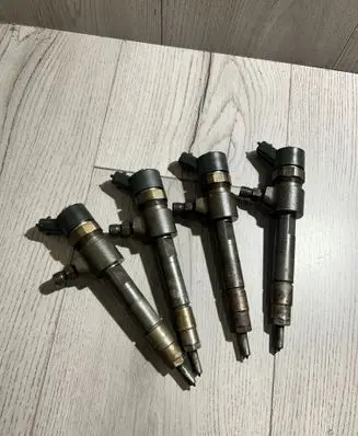 Opel Vectra C Fuel injectors set 0445110276