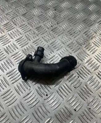 Mercedes-Benz C W205 Engine coolant pipe/hose A6512001051