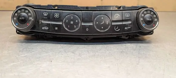 Mercedes-Benz E W211 Climate control unit 2118300385 HW0303 Q00112203