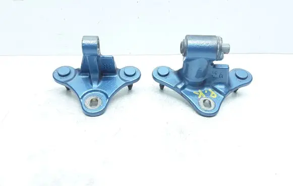 Mercedes-Benz E C207 W207 Front door upper hinge 