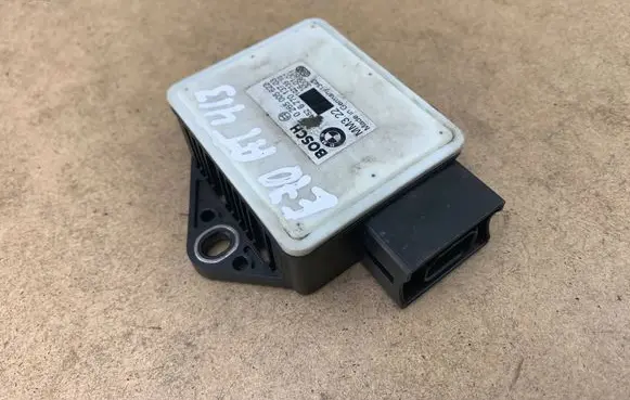 BMW X5 E70 ESP acceleration yaw rate sensor 6770137 34526770137 0265005622