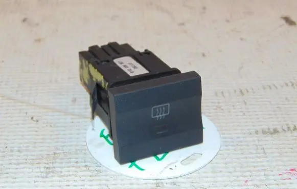 Skoda Fabia Mk1 (6Y) Windscreen/window heater switch 6Y0959621