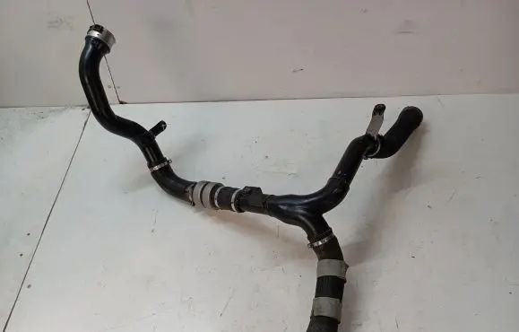 Maserati Levante Intercooler hose/pipe 670035003