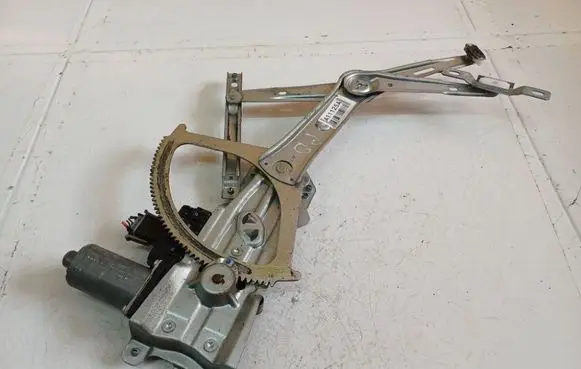 Opel Astra H Sliding door window regulator with motor 13100418RH