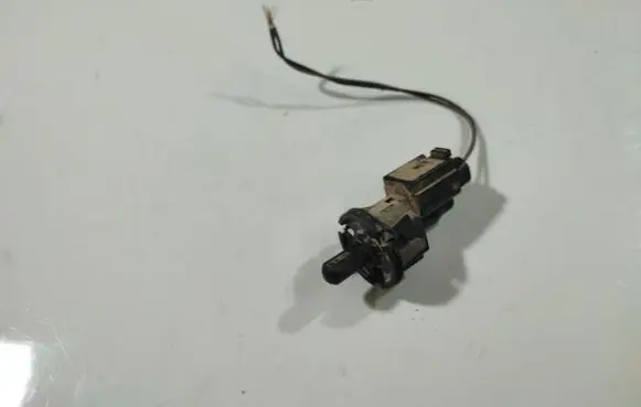 Renault Scenic I Brake pedal sensor switch