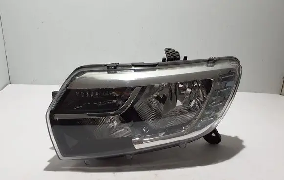 Dacia Sandero Headlight/headlamp 260605665R