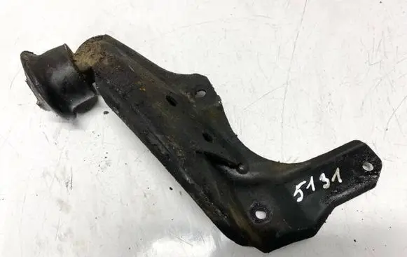 Engine mount bracket