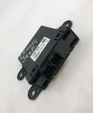 Jeep Compass Gateway control module 00521262790