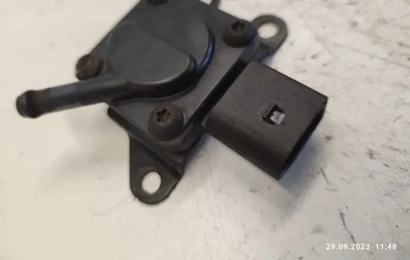 BMW X5 E70 Exhaust gas pressure sensor 780801301