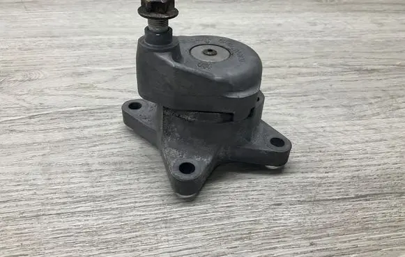 Mercedes-Benz SL R129 Timing belt tensioner 1042000870 A1042000870