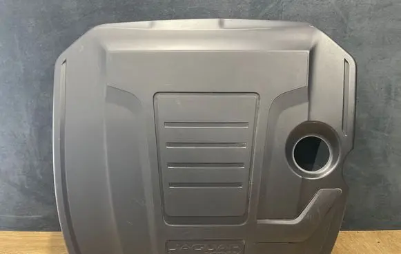 Jaguar XE Engine cover (trim) HX736A949A