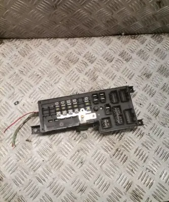 Volvo S60 Fuse module 8637841