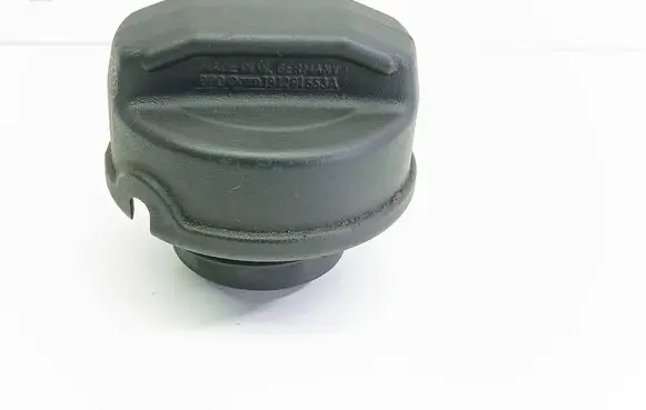 Audi 80 90 S2 B4 Fuel tank filler cap 191201553A
