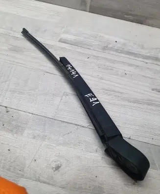 BMW 3 E90 E91 Rear wiper blade 61667118206
