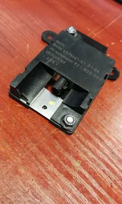 BMW 5 E60 E61 Bluetooth antenna 6928461