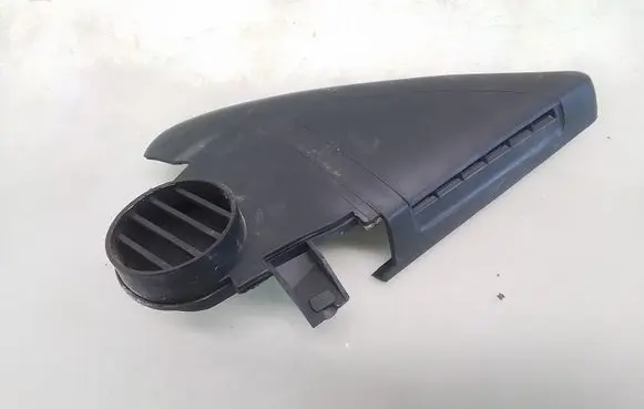 Skoda Octavia Mk2 (1Z) Other front door trim element 1Z0837974