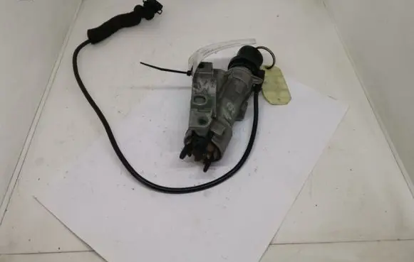 Ford Galaxy Ignition lock 4B0905851B