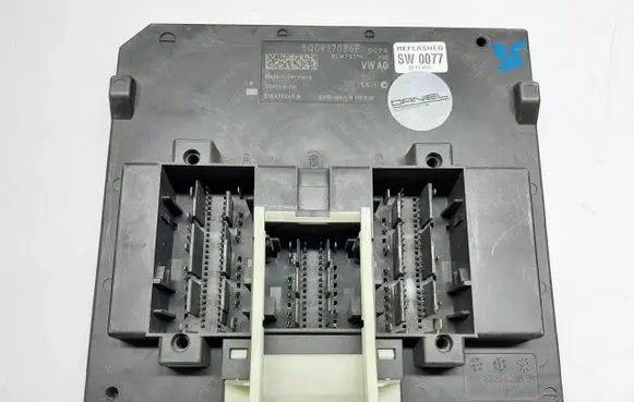 Audi A3 S3 8V Comfort/convenience module 5Q0937084F
