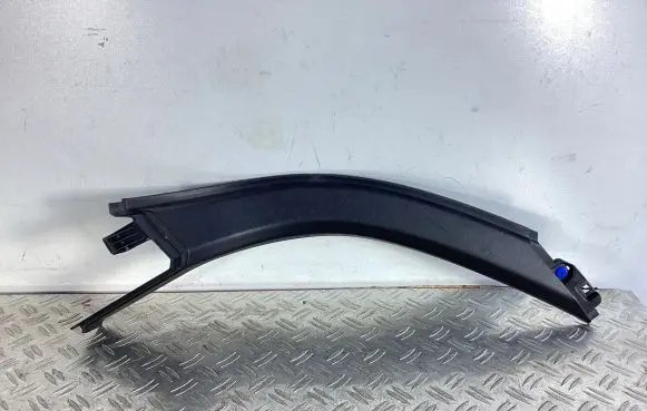 Tesla Model S Bottom trim 100906500AC