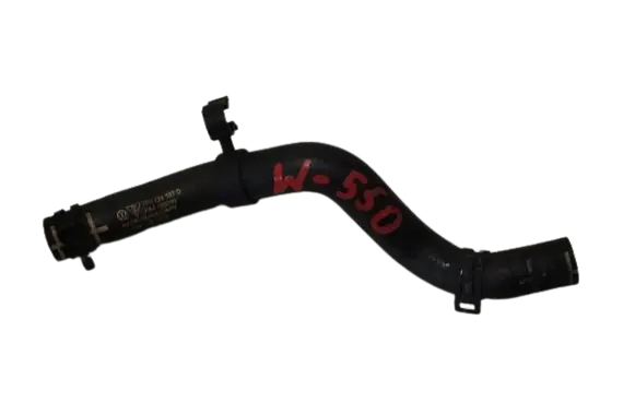 Volkswagen Touareg II Engine coolant pipe/hose 7P6121157D W550