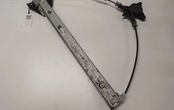 Mazda 3 I Front window lifting mechanism without motor