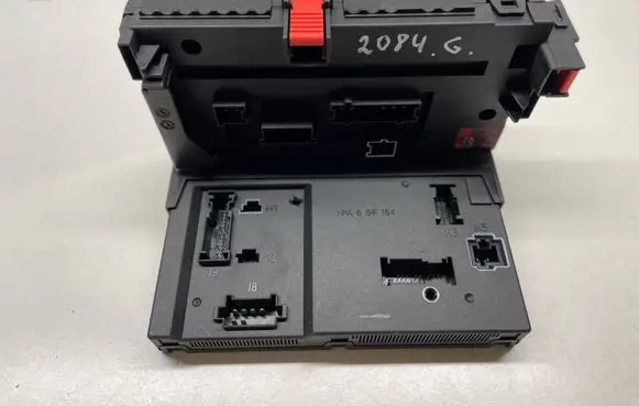 Mercedes-Benz S W221 SAM control unit A2215454932 A2215402050 A2215450801