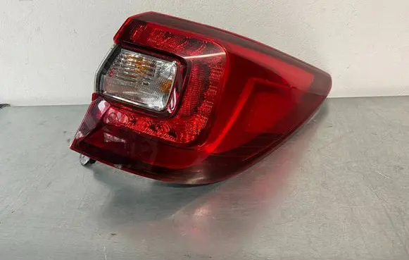 Subaru Outback (BS) Rear/tail lights
