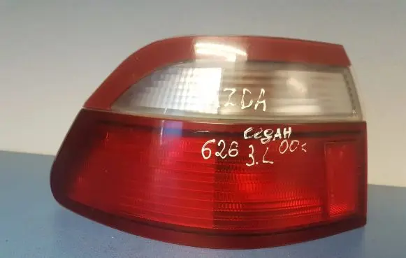 Mazda 626 Rear/tail lights 22061827