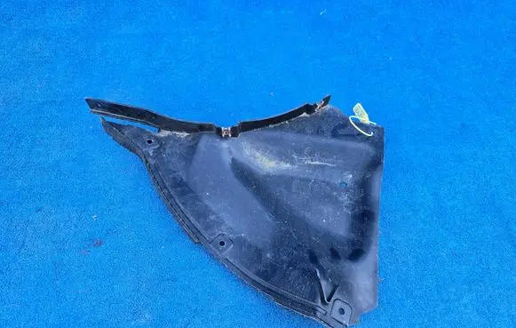 BMW M4 F82 F83 Front arch 8054282
