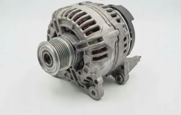 Volkswagen PASSAT B6 Generator/alternator 06F903023F