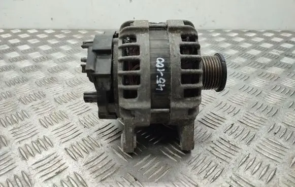 Nissan X-Trail T32 Generator/alternator 231004BE0A