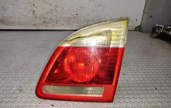 BMW 5 E60 E61 Tailgate rear/tail lights 69353269