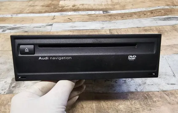 Navigation unit CD/DVD player