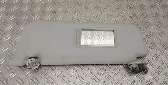 Sun visor