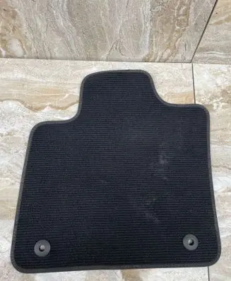 Volvo XC40 Front floor mat 32328798 23W14 100830819