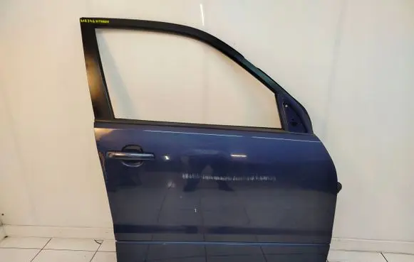 Suzuki Grand Vitara II Front door 