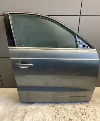Audi Q3 8U Front door