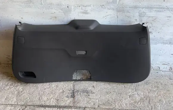Renault Espace V (RFC) Tailgate trim 