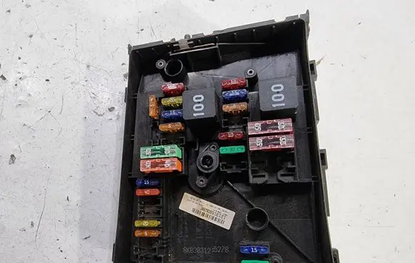 Skoda Octavia Mk2 (1Z) Fuse box set 1K0937125D 8K030312