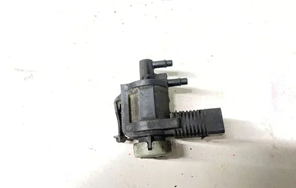 Audi A6 S6 C5 4B Turbo solenoid valve 1J0906283C