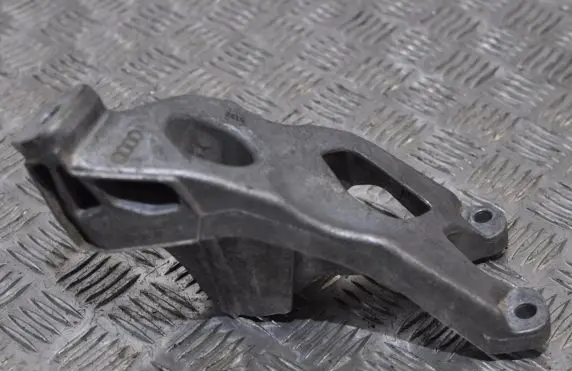 Audi A5 8T 8F Engine mounting bracket 8K0199307BE