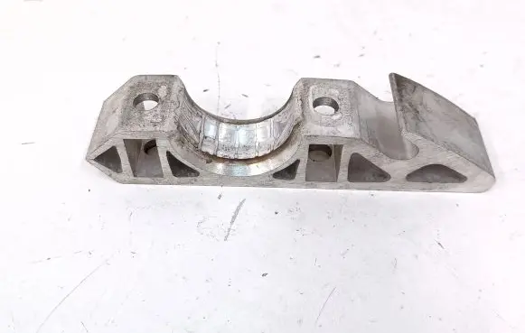 Porsche Cayenne (92A) Sway bar bush bracket, front 7L0411063B