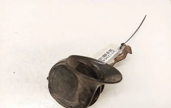 Skoda Octavia Mk2 (1Z) Horn signal 28R003581