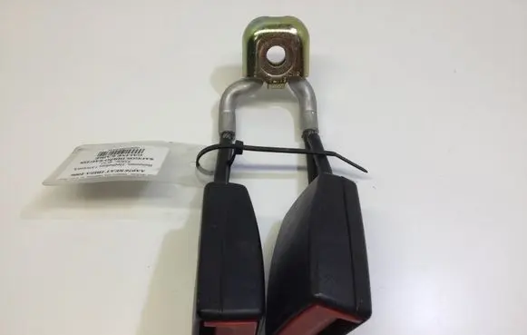 Seat Ibiza III (6L) Rear seatbelt buckle 6Q0857488B