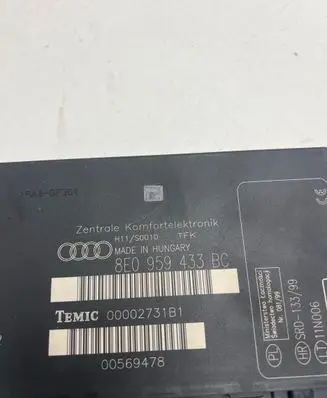 Audi A4 S4 B6 8E 8H Comfort/convenience module 8E0959433BC 00569478 00002731B1