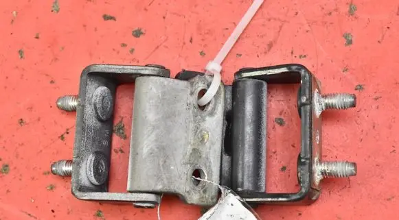Hyundai Santa Fe Tailgate/trunk/boot hinge
