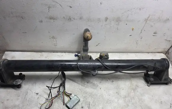 Mercedes-Benz E W211 Tow bar set 