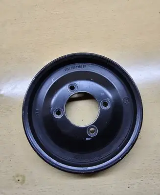 BMW M5 Water pump pulley 7840381